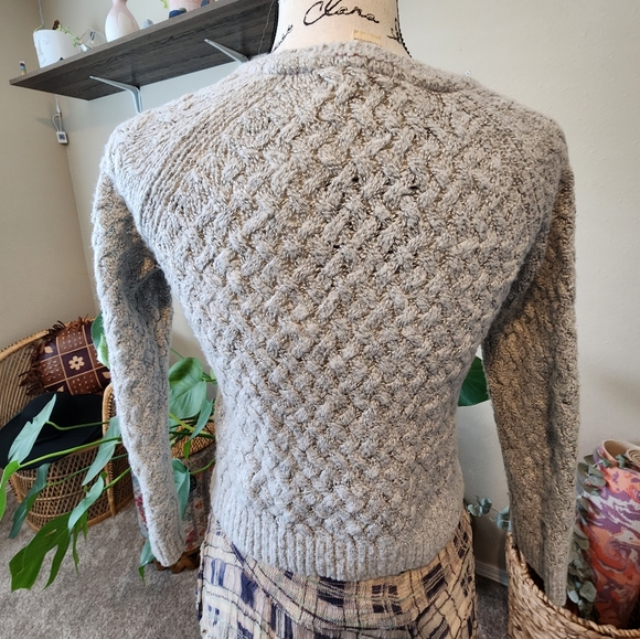 Grey cable knit sweater with waffle knit sleeves and back. - Picture 5 of 5